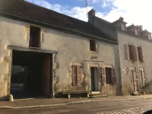 Agence Les 4 Roues à Semur-en-Auxois