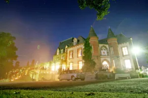 Manoir de Terre Rouge à Bonnemain