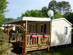 MOBIL HOME VENDU EN 2022 : AUCUNE LOCATION POSSIBLE à Gastes