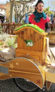 Soyez accompagné avec Groupe de musique Par ici l&rsquo;Escampette inscrit dans notre annuaire pour trouver votre Groupe de musique autour de moi sur pour un conseil, un accompagnement ou un devis pour votre stratégie de marketing digital. Par ici l&rsquo;Escampette [&hellip;]