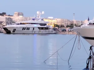 Quai 21 à Cannes