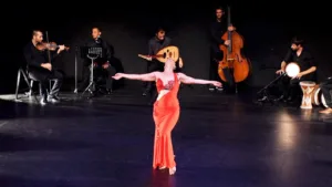 Ibtissem Danseuse Orientale à Toulouse