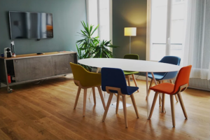 Entre nous soit dit à Paris