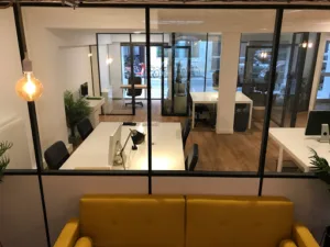 Agence k.l.i à Paris