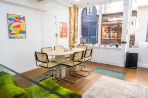 The Social Medium à Paris