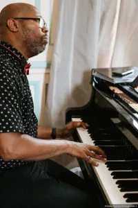 Soyez accompagné avec Musicien Yossi Zik – Pianiste, Chanteur et DJ inscrit dans notre annuaire pour trouver votre Musicien autour de moi sur pour un conseil, un accompagnement ou un devis pour votre stratégie de marketing digital. Yossi Zik – [&hellip;]