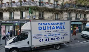 Apostrophe & Cie à Paris