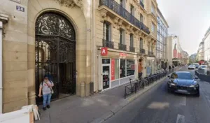 Lunettes Noires à Paris