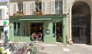 Little Blue Fish à Paris