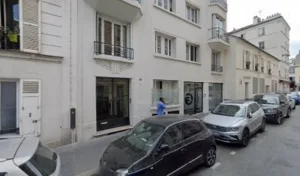 Brief (SAS) Pierre à Paris