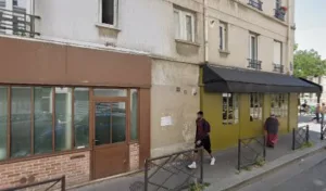 Pétillantes de com à Paris